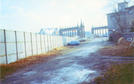 A photograph of the Berlin Wall only a few meters from The House at the Bridge.